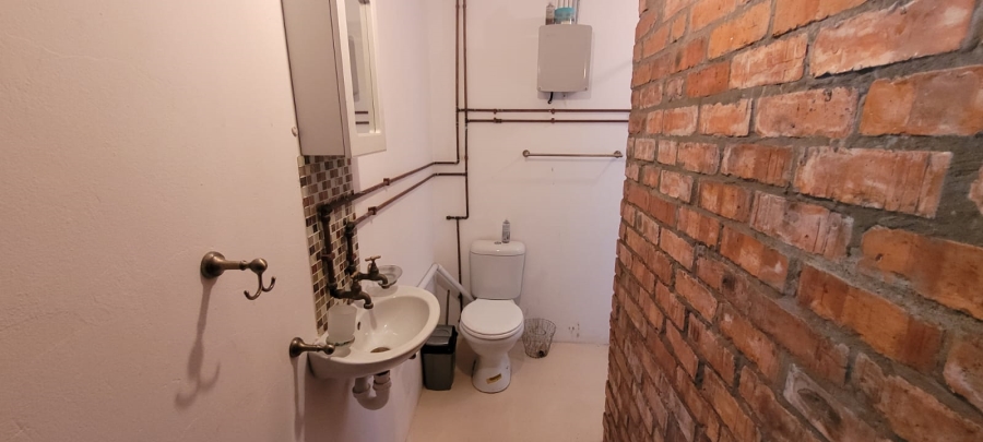 To Let 2 Bedroom Property for Rent in Reebok Western Cape
